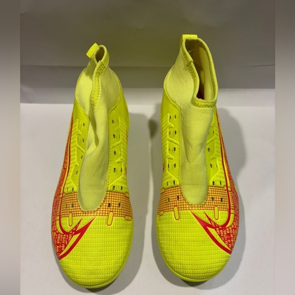 3.5 youth Nike Mercurial soccer cleats - Picture 3 of 8